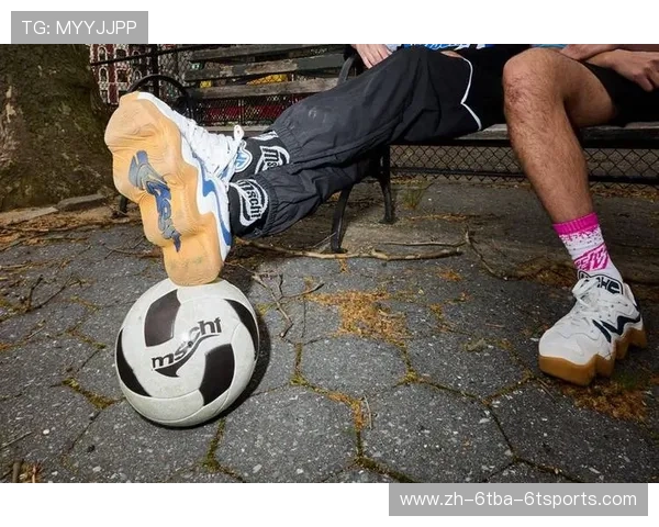 足球艺术品收藏在文化与商业领域的潜力如何体现